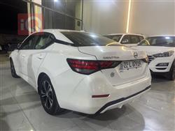 نيسان سنترا